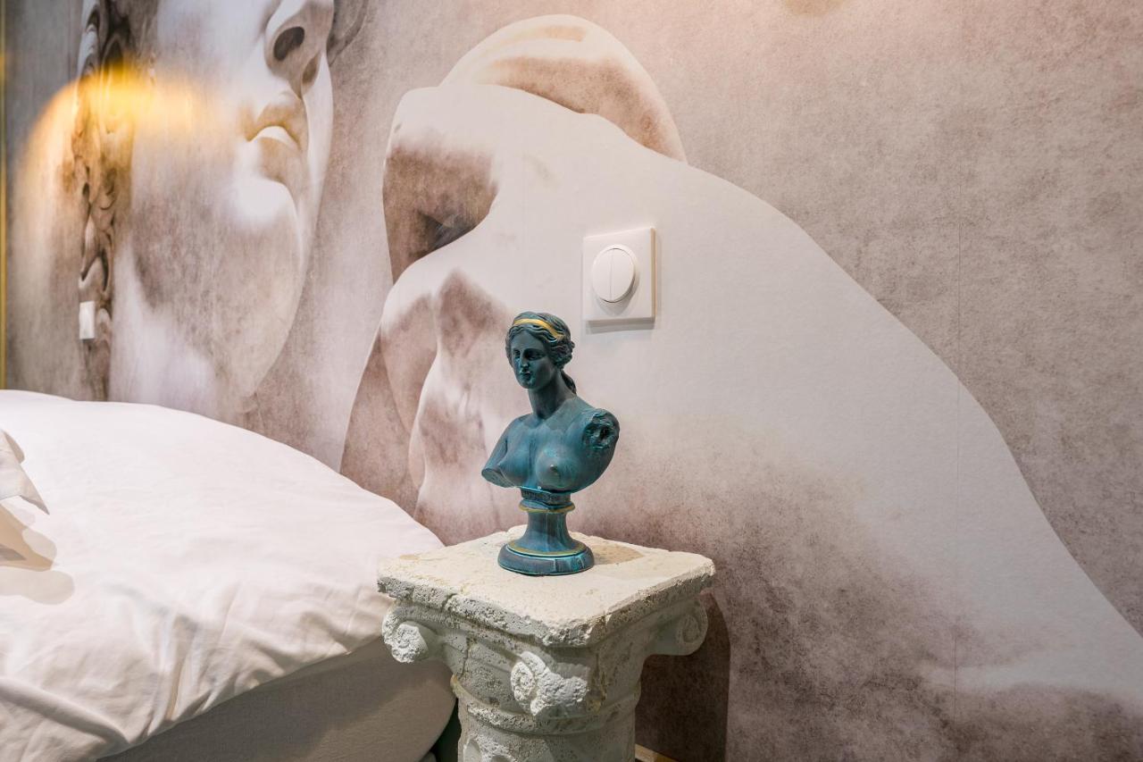 Le Musee D'Aphrodite / Jacuzzi Montgeron 외부 사진